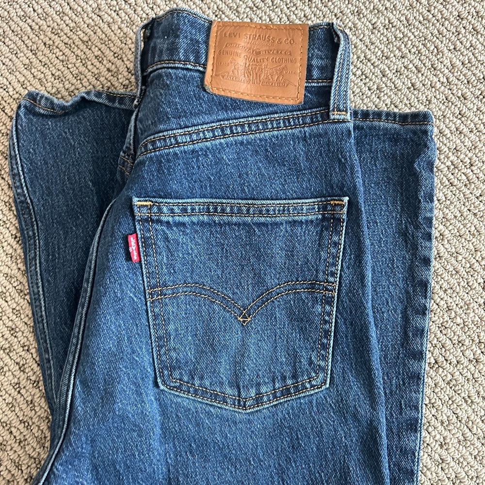 Levi’s- 70s High Flare Jeans